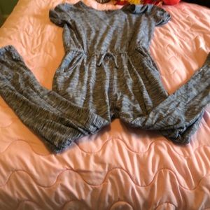 Old navy jumper